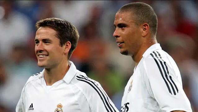 預測他們的 預測他們的